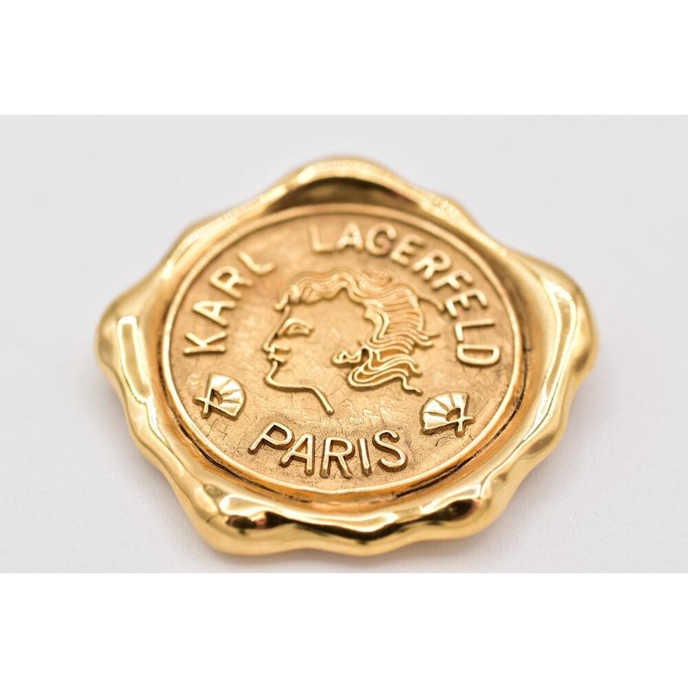 Karl Lagerfeld Vintage Logo Seal Brooch Pin Paris Medallion Gold Signed Bin5B - Picture 2 of 12